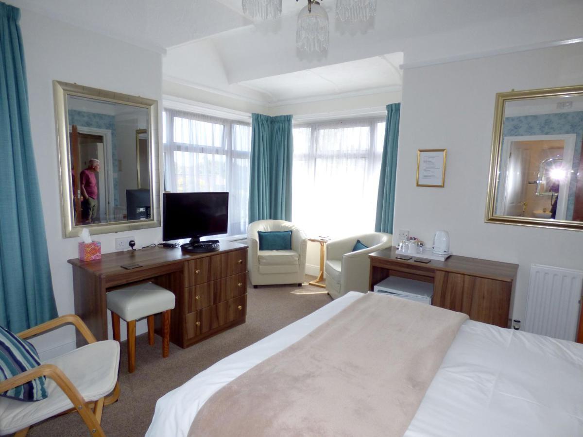 Kenmore Guest House Rustington Esterno foto