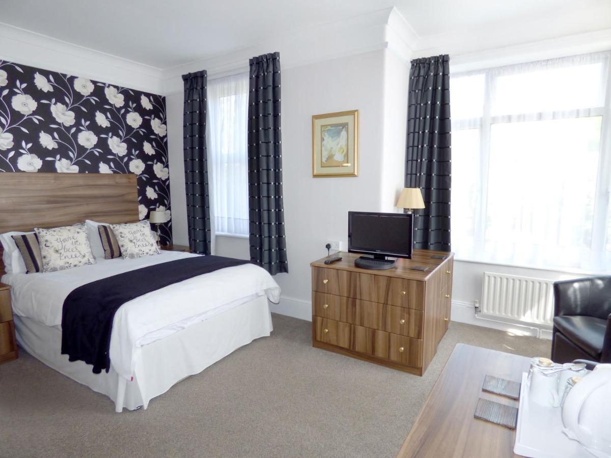 Kenmore Guest House Rustington Esterno foto